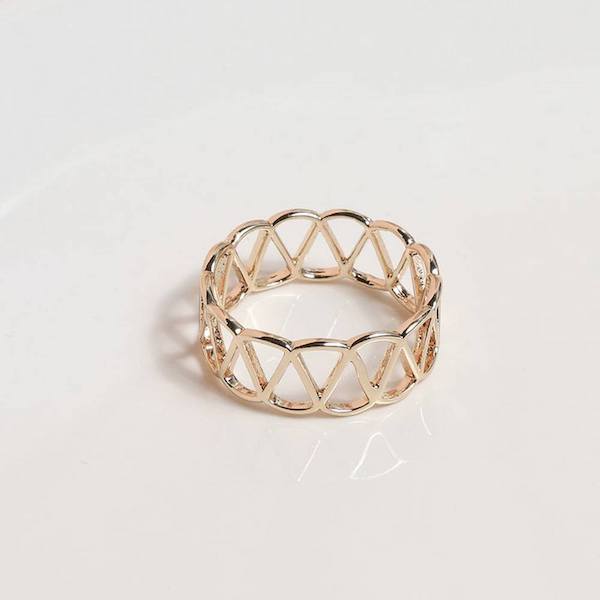 BOLD PEARL HOOP EARRINGS